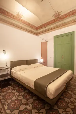 Deluxe Room 2